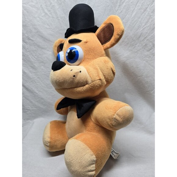 Five Nights At Freddys Fazbear Plush Toy Stuffed Animal 2017 Collectible 16" - Picture 9 of 14